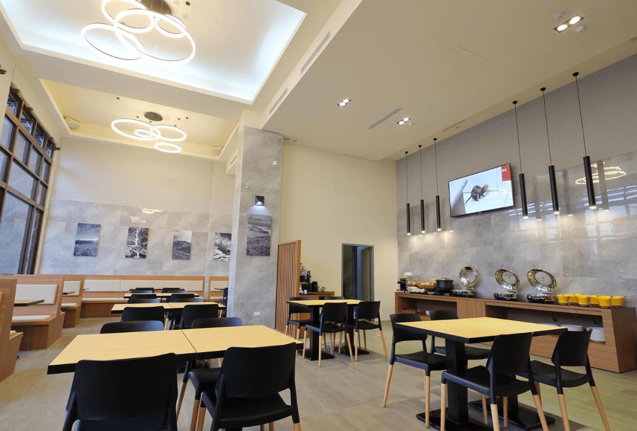 Ket Hotel Yuli Ngoại thất bức ảnh